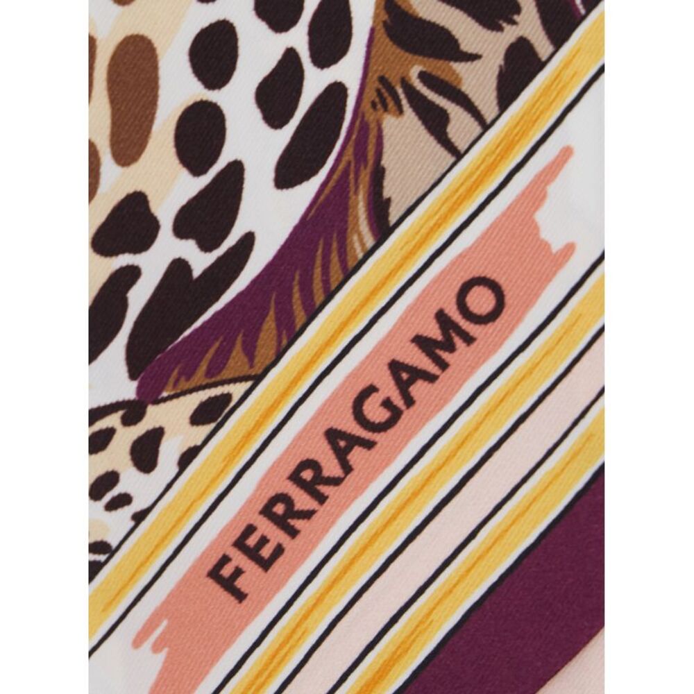 Ferragamo Women Silk Scarf In Pink With Floral Print - Picture 3 of 3